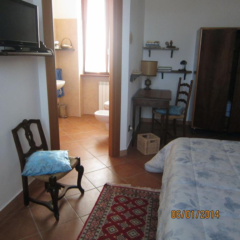 Bed And Breakfast Azienda Agricola Cascina Salazzara Magenta Cameră foto